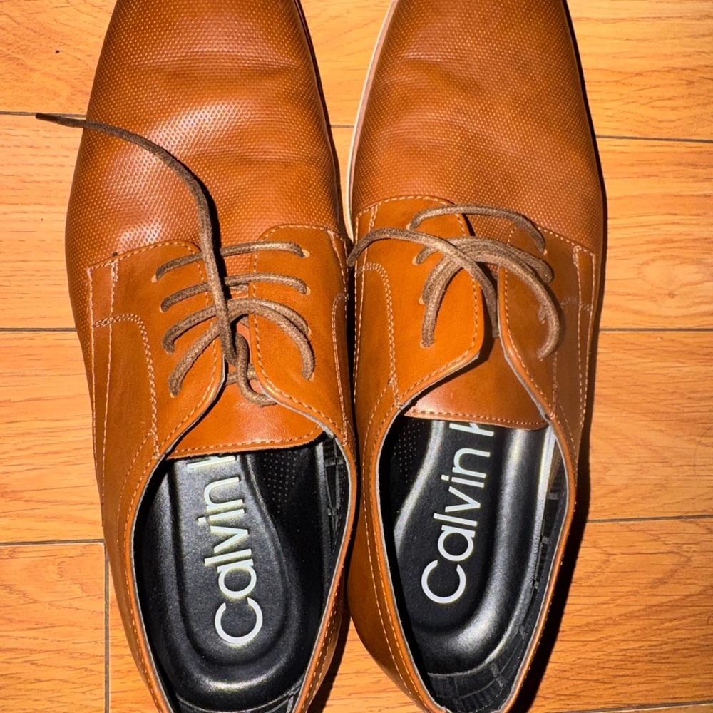 Calvin Klein Men's Tan Leather Oxfords